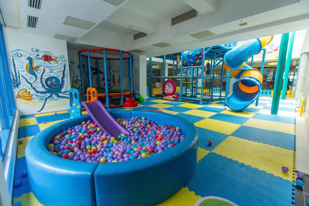 Hotel Riviera ママイア エクステリア 写真